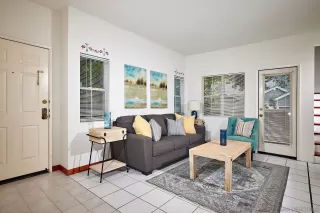 Photo #5: 230022422 Listing 