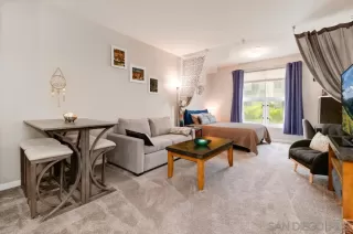 Photo #6: 230022437 Listing 