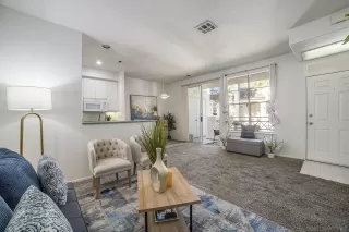 Photo #5: 230022447 Listing