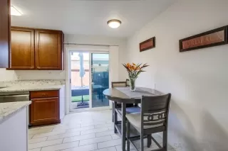 Photo #4: 230022450 Listing