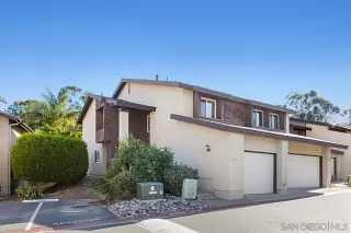 Photo #2: 230022452 Listing