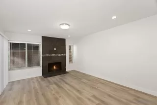 Photo #6: 230022452 Listing