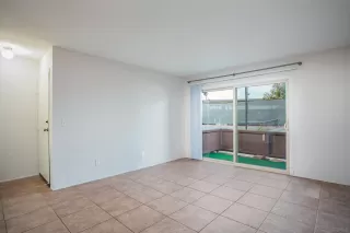 Photo #4: 230022466 Listing