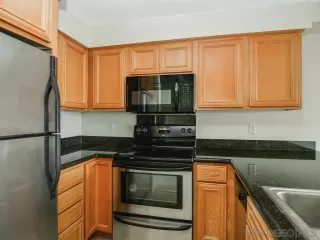 Photo #4: 230022476 Listing 