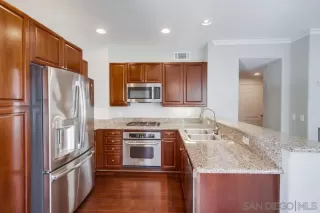 Photo #4: 230022522 Listing