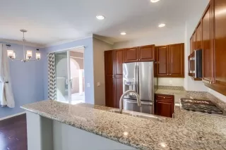 Photo #6: 230022522 Listing