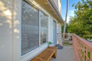 Photo #4: 230022524 Listing