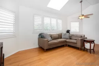 Photo #5: 230022530 Listing