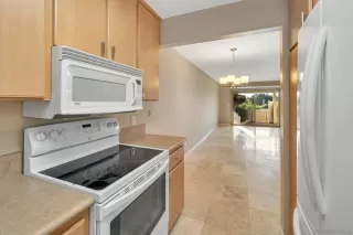 Photo #3: 230022565 Listing