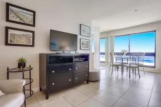 Photo #5: 230022576 Listing