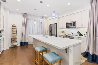 Photo #3: 230022577 Listing 