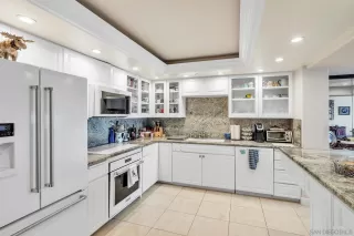 Photo #4: 230022598 Listing 