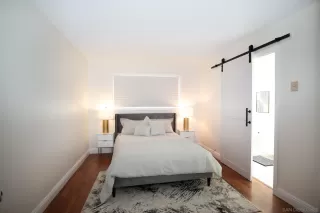 Photo #6: 230022599 Listing