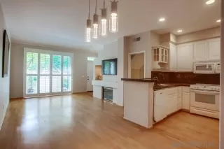 Photo #4: 230022615 Listing