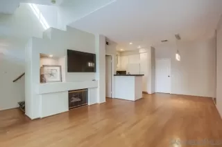 Photo #6: 230022615 Listing