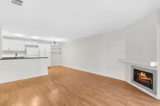 Photo #3: 230022617 Listing