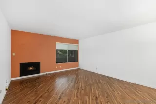 Photo #6: 230022632 Listing 