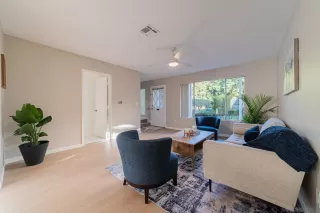 Photo #3: 230022664 Listing