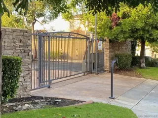 Photo #3: 230022688 Listing