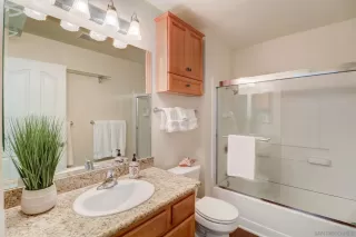 Photo #6: 230022691 Listing