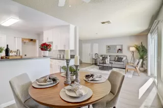 Photo #4: 230022712 Listing