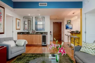 Photo #4: 230022746 Listing