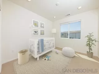 Photo #3: 230022794 Listing