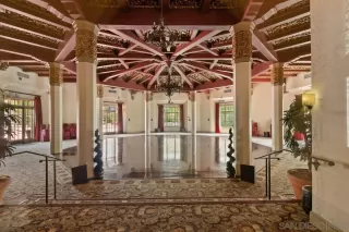 Photo #4: 230022804 Listing