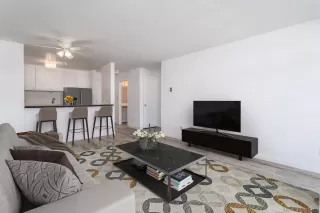 Photo #3: 230022822 Listing 