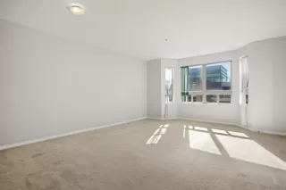 Photo #3: 230022834 Listing