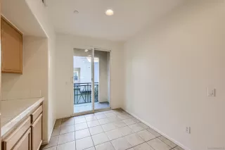 Photo #4: 230022888 Listing 