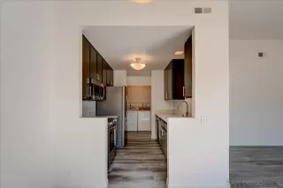 Photo #6: 230022890 Listing