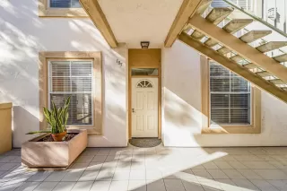 Photo #1: 230022903 Listing