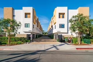 Photo #1: 230022916 Listing