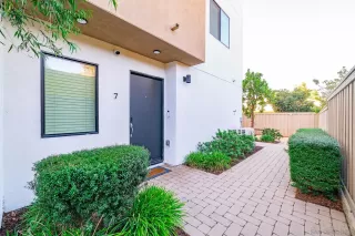 Photo #2: 230022916 Listing