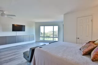 Photo #2: 230022918 Listing