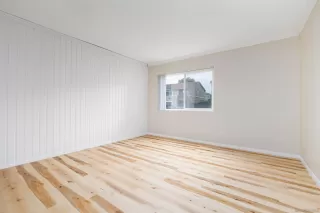 Photo #5: 230022925 Listing 