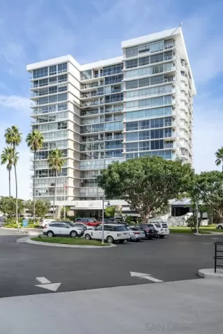 Photo #1: 230022947 Listing 