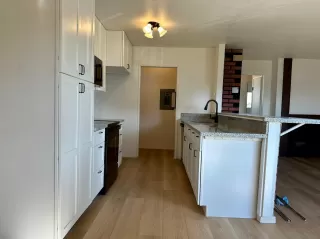 Photo #6: 230022958 Listing