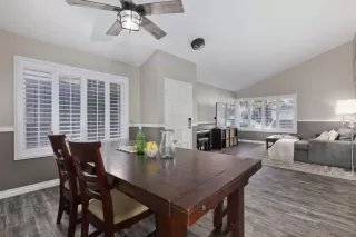 Photo #5: 230022996 Listing