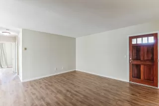 Photo #2: 230023006 Listing