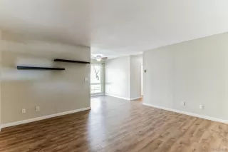 Photo #3: 230023006 Listing