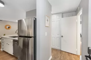 Photo #1: 230023043 Listing 