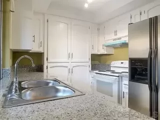 Photo #1: 230023065 Listing