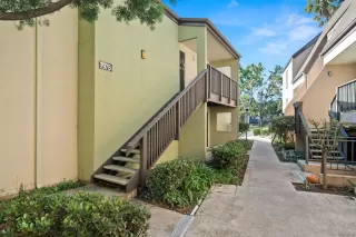 Photo #3: 230023082 Listing