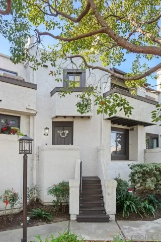 Photo #1: 230023088 Listing