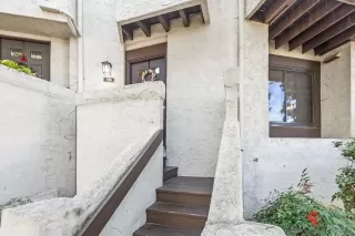 Photo #4: 230023088 Listing