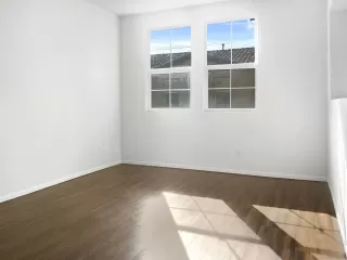 Photo #2: 230023102 Listing