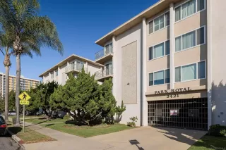 Click for more information on MLS # 230023107 : 3421 PARK BLVD UNIT 406 More Details about MLS # 230023107 : 3421 PARK BLVD UNIT 406