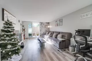 Photo #3: 230023116 Listing